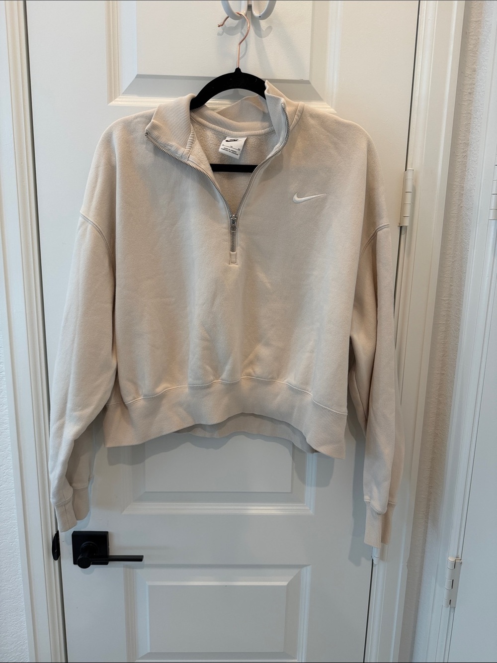 Nike Women’s Cream Half-Zip Pullover Sweatshirt